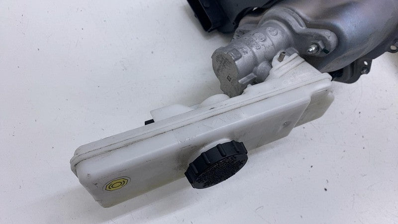 104467100G ⭕ 2017-2023 Model 3 Power Brake Booster Master Cylinder & Reservoir 1044671-00-G