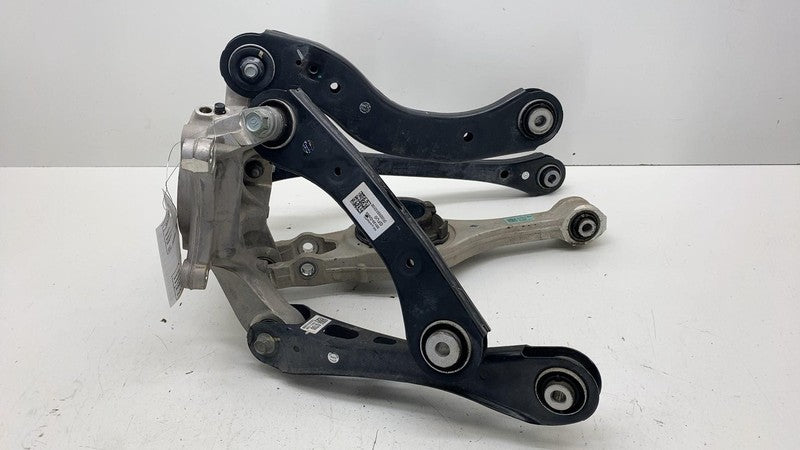 ⭕ 22-24 Hyundai Ioniq 5 Rear Right Spindle Knuckle w/ Upper & Lower Co