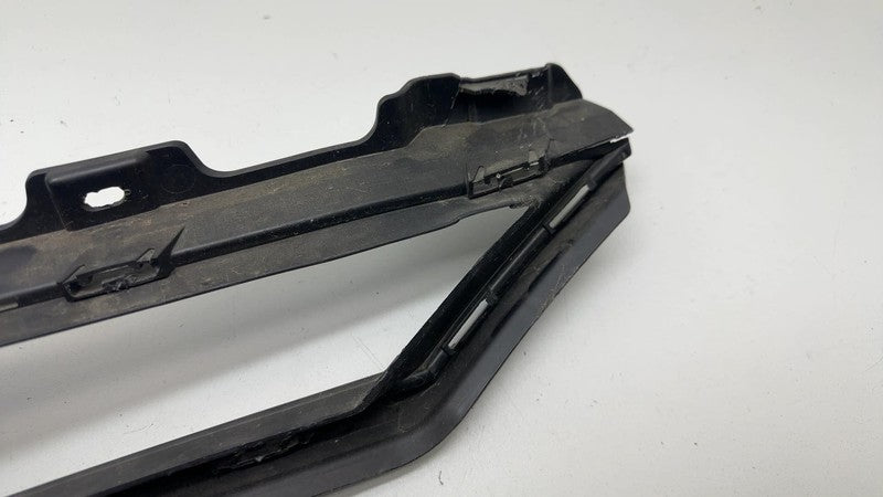 9Y0807675C ⭕ 2024 Porsche Cayenne Front Left Lower Bumper Grille Air Guide LH 9Y0807675C