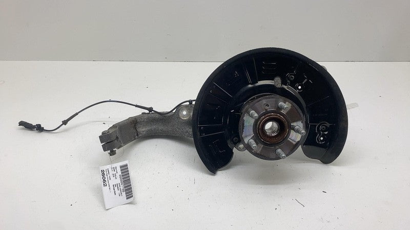 102731600F ⭕16-20 Model X Front Right Knuckle w/ ABS Sensor & Rotor Shield AWD 1027316-00-F