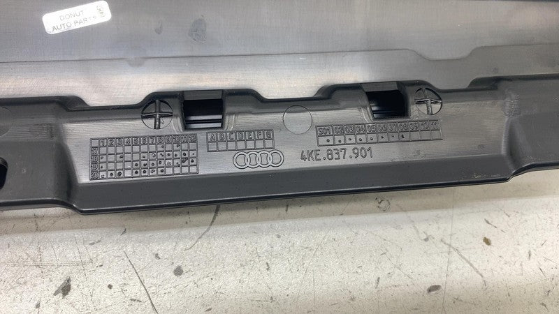 4KE 837 901 ⭕ 19-23 Audi E-Tron Front Left Door Window B-Pillar Applique Molding 4KE837901