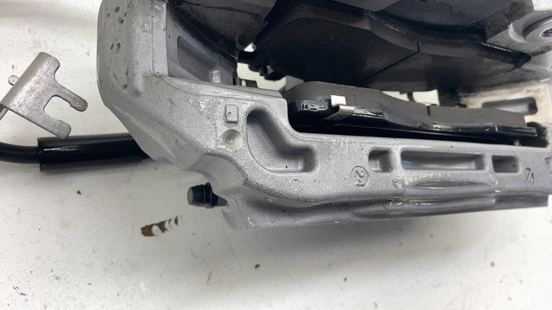 ⭕ 2025 Rivian R1S Front Passenger Right Caliper w/ Brake Hose Line PT0