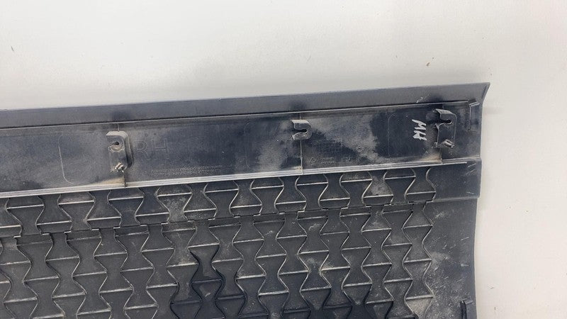 ⭕ 22-24 Rivian EDV-700 Right Body Lower Panel Molding Cladding Trim PT