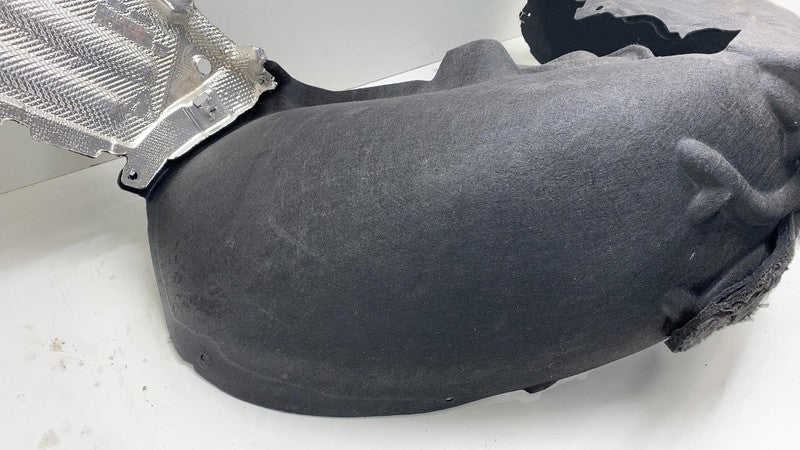 ⭕2024 Porsche Cayenne Rear Passenger Side Wheel Fender Liner Splash Shield Right
