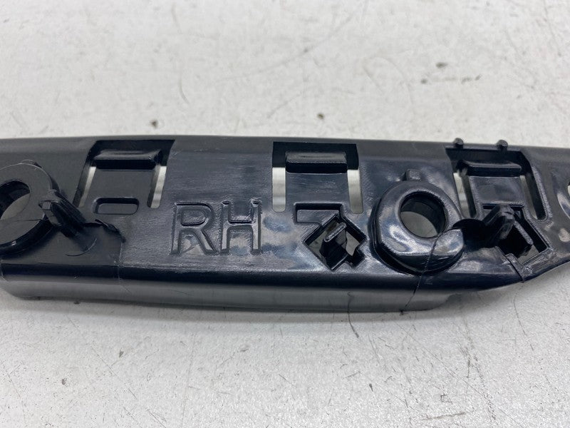 1084182 00 E ⭕ 17-23 Tesla Model 3 Front Right Bumper Fascia Side to Fender Bracket 1084182