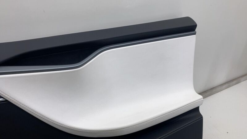 1007936-53-N ⭕ 2012-2020 Tesla Model S Front Right Door Panel Trim Card Cover RH 1007936-53-N