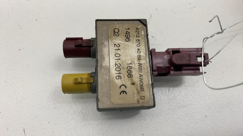 A2128704089 2012-2019 Mercedes-Benz GLE350 Radio Amplifier Splitter Module Unit A2128704089