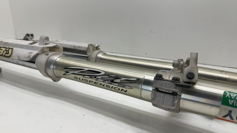 ⭕ 2002 2003 2004 Yamaha YZ250F Front Suspension Powersports Fork Assem