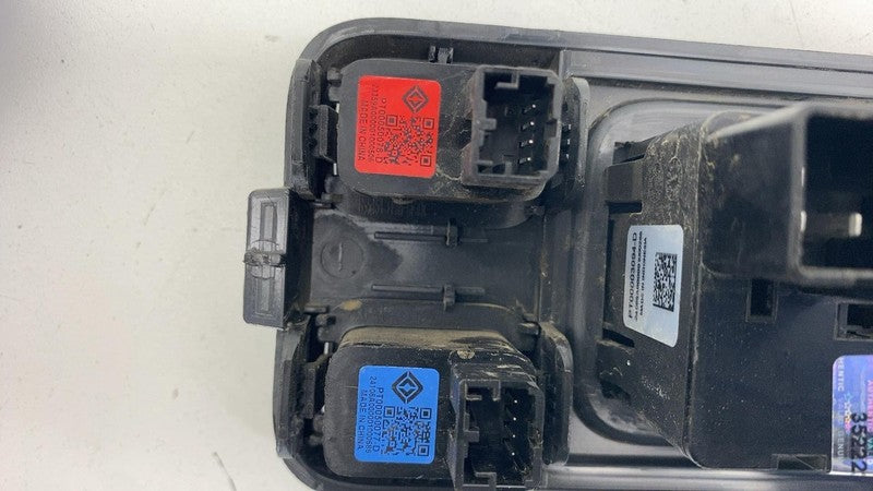 PT00050077D ⭕ 22-25 Rivian R1S Rear Left Quarter Trim Cover & Switch & Outlet PT00003094-D