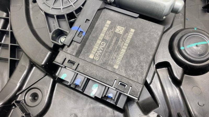 30747092 ⭕ 2021-2023 Polestar 2 Front Right Side Door Window Regulator & Carrier 30747092