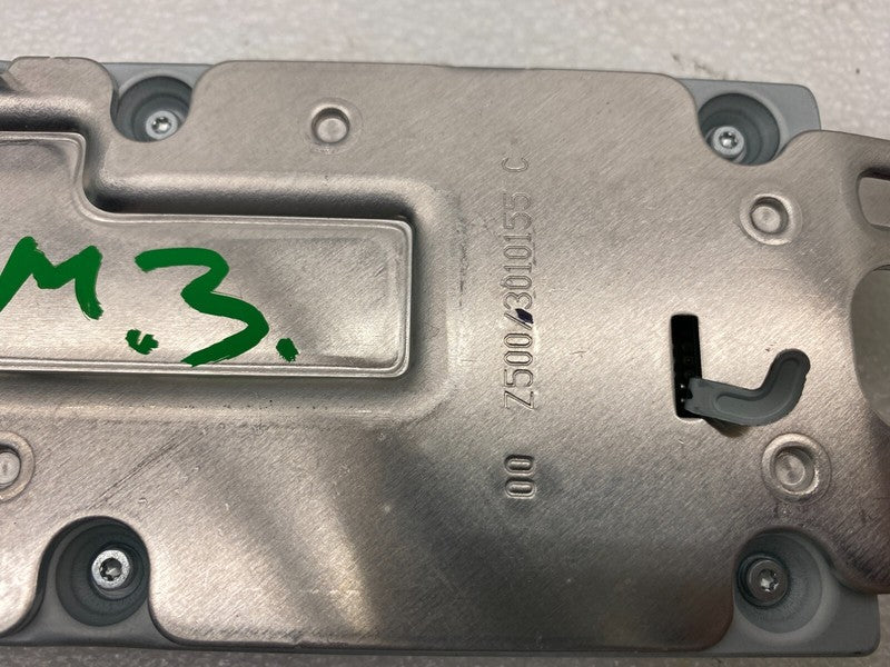 1079749 00 E ⭕ 17-23 Model 3 Harman Becker Radio FM/HD Receiver Control Module 1079749-00-E