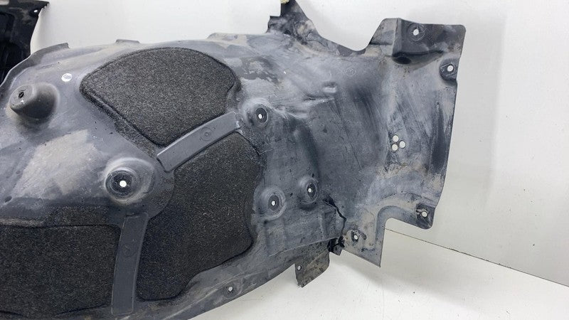 ⭕ 17-23 BMW 540i Front Left Inner Fender Wheelhouse Splash Shield LH 5