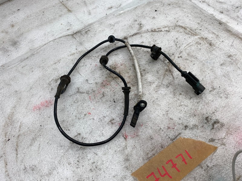 103779400B ⭕12-20 Model S Front Anti-Lock Brake Intelligent Wheel Speed Sensor 1037794-00-B