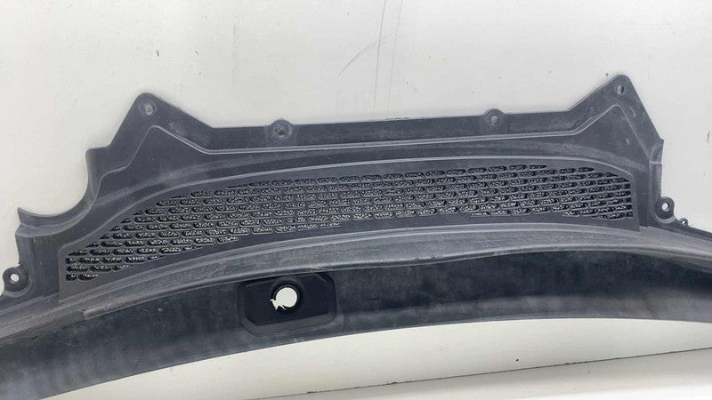 ⭕ 2013-2023 Land Rover Range Rover Sport Under Windshield Cowl Panel C