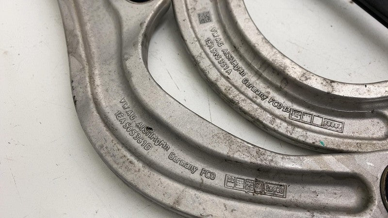 Knee Assembly VOLKSWAGEN ID4 Left 25