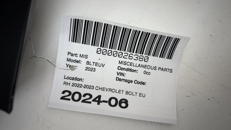 ⭕22-23 Chevrolet Bolt EUV Rear Left Upper Applique Quarter Reveal Pane