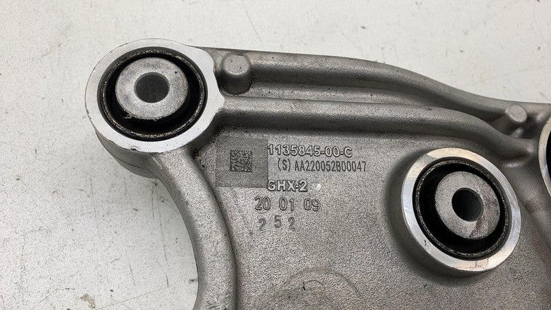 ⭕ 16-20 Tesla Model X Front Right Raven Drive Unit Bushing Carrier 113