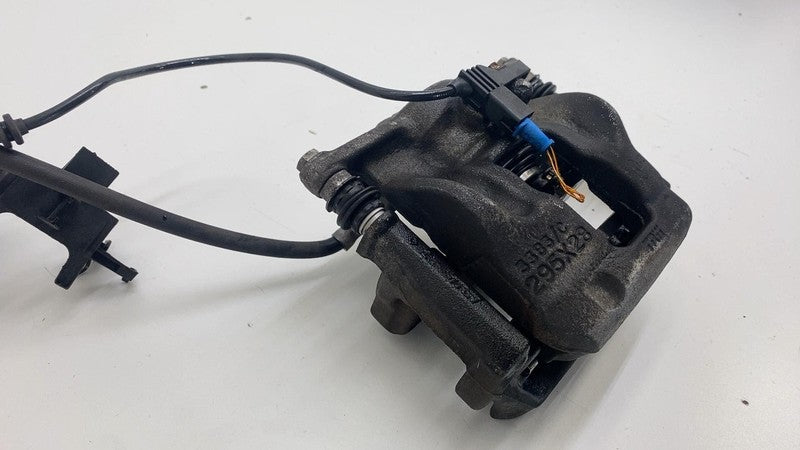 ⭕ 14-17 Mercedes-Benz B-Class W242 W246 Front Passenger Side Brake Caliper Right