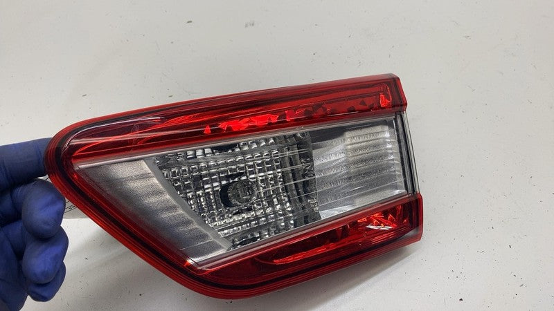 ⭕2018 2019 Subaru XV Crosstrek Rear Passenger Side Liftgate Taillight Lamp Right