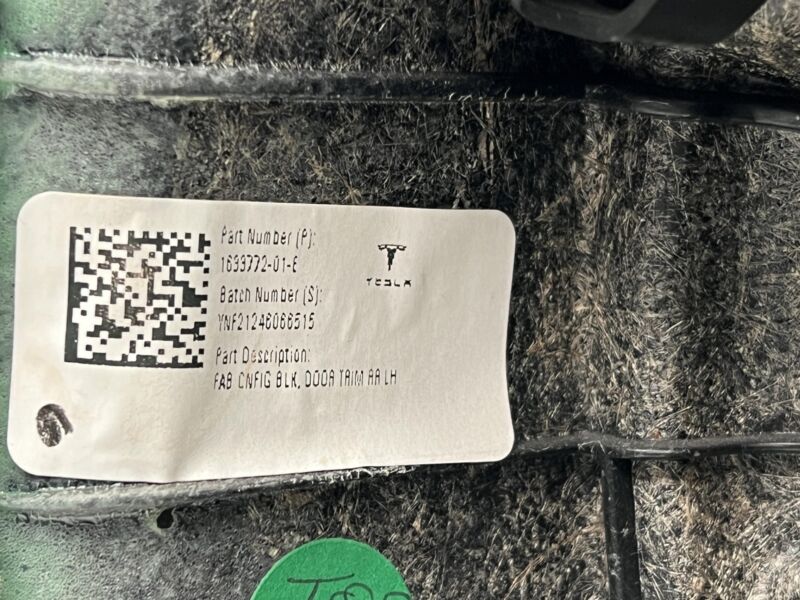 2021-2023 Tesla Model S Plaid Rear Driver Side Panel Door Trim Card Left LH Assy