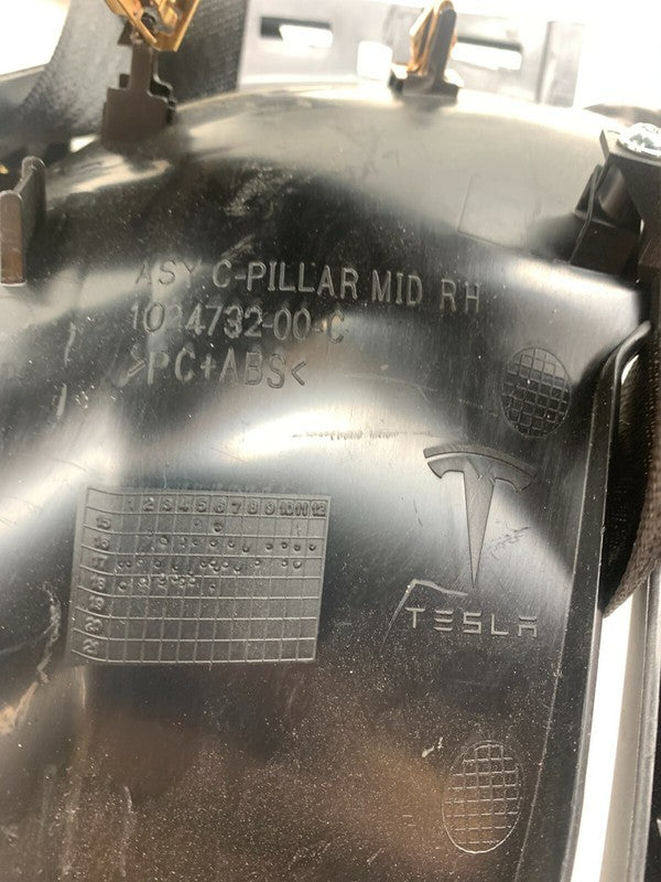 ⭕ 16-20 Model S Rear Left Seatbelt Retractor w/ Mid C-Pillar Cover 102