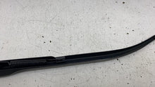 ⭕ 2017-2020 Maserati Levante Front Windshield Wiper Arm Right 670032336