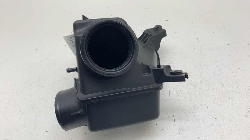 ⭕ 2017-2025 Chrysler Pacifica Air Cleaner Intake Inlet Resonator Box 6