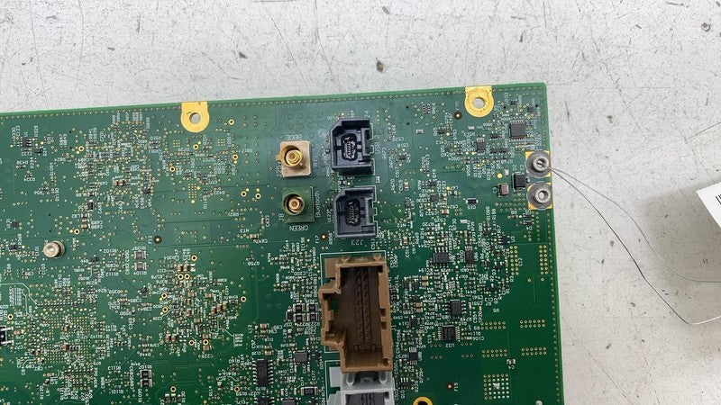 ⭕ 12-20 Tesla Model S Media Control Unit Motherboard Electronics 10554