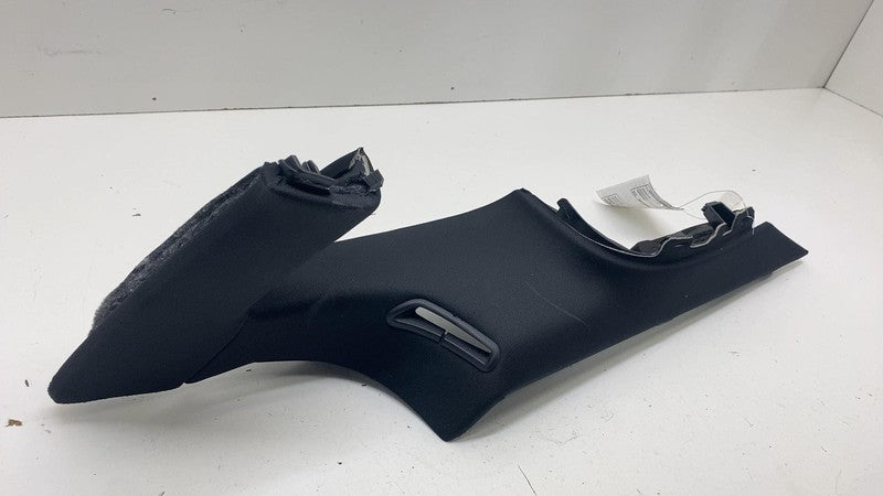 186754420E ⭕ 24-25 Tesla Model 3 Rear Passenger Side C-Pillar Trim Cover Panel 1867544-20-E