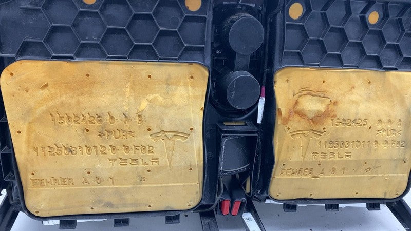 ⭕ 2021-2025 Tesla Model X Rear Left & Right 3rd Row Seat Leather White