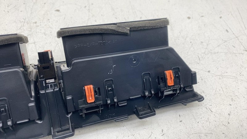 ⭕ 2023-2025 Toyota Prius Dash Dashboard Center A/C Air Vent Grille 556