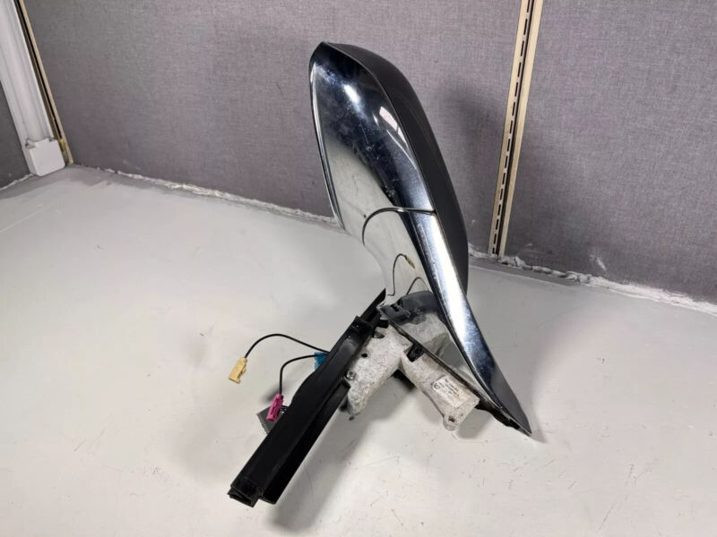 E6 43R-001074 2012-2015 Tesla Model S MS Front Passenger Exterior Rear View Door Mirror Right