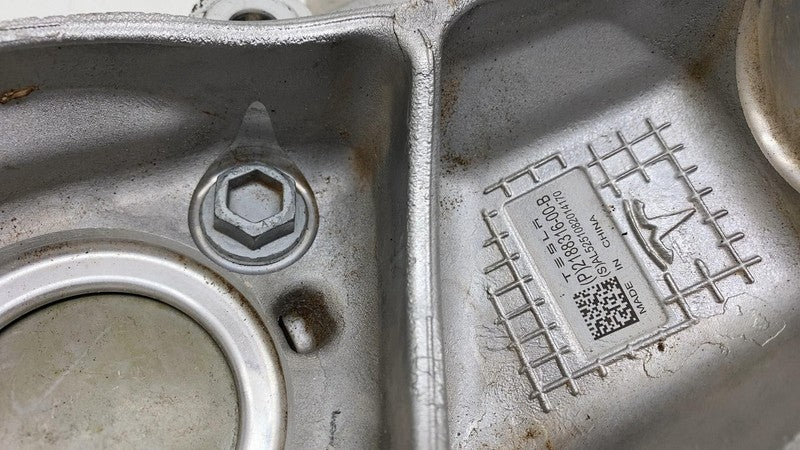 ⭕ 25-26 Model Y Front Right Spindle Knuckle + Hub 142mm Non-Driven) 21