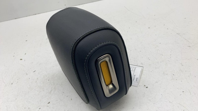 PT00042031E ⭕2022-2025 Rivian R1S Front Passenger Seat Headrest Head Rest Right PT00042031-E