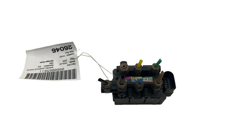 ⭕ 16-20 Model S X Air Suspension Main Solenoid Control Valve Block 1027919-00-B