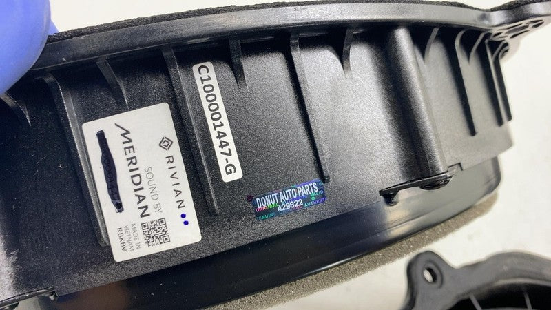 C100001447G 2022 2023 2024 Rivian R1T R1S Set of Left & Right Door Audio Sound Speakers (4x)