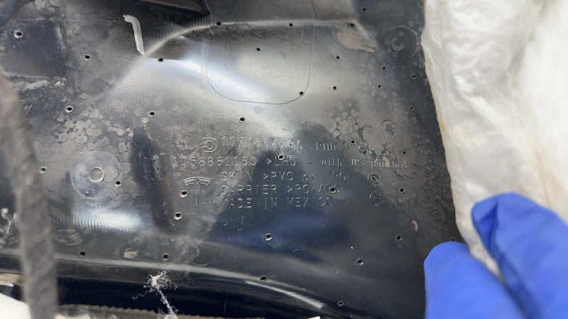 1035778-00-A ⭕ 2016-2020 Tesla Model X Front Right Interior Door Panel Trim Card 1035778-00-A