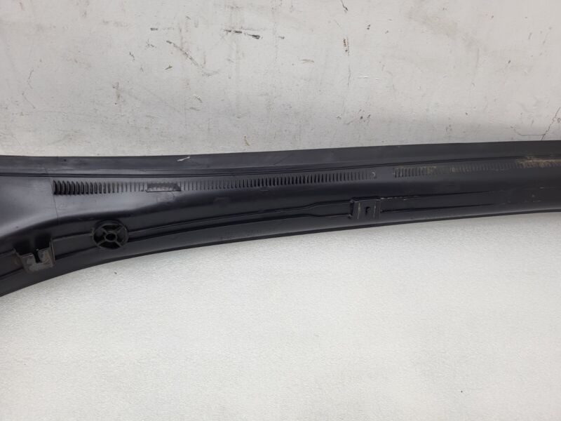 104732100E ⭕16-20 Model X Rear Passenger Side Trunk Liftgate Trough Trim Right 1047321-00-E