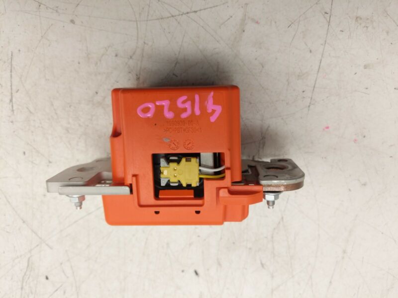 1111313 00 F 12-21 Tesla Model S X Crash Actuator Sensor Battery Disconnect Pyrotechnic Fuse