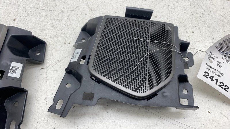 PT00030472-F 22-24 Rivian R1S R1T Speaker Tweeter Mid Range Meridian Audio Sound PT00030472-F