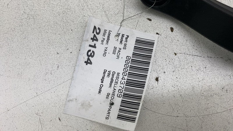 ⭕ 2017-2024 Chrysler Pacifica Front Driver Windshield Wiper Arm & Blad