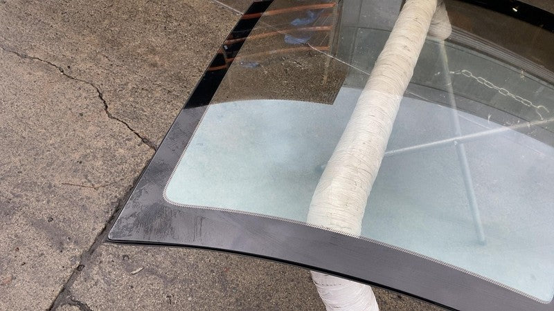102163401D 2012-2015 Tesla Model S MS Front Windshield Heated Wiper Area (No Auto Pilot)