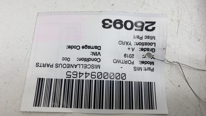 ⭕ 2019 Smart EQ Fortwo Front Passenger Tee Fender Protection Trim Mold