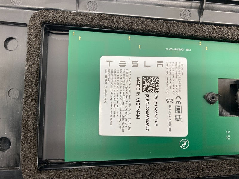 149424000A ⭕ 20-23 Model Y Left/Right B-Pillar Applique w/ Camera 1494240-00-A/1494241-00-A