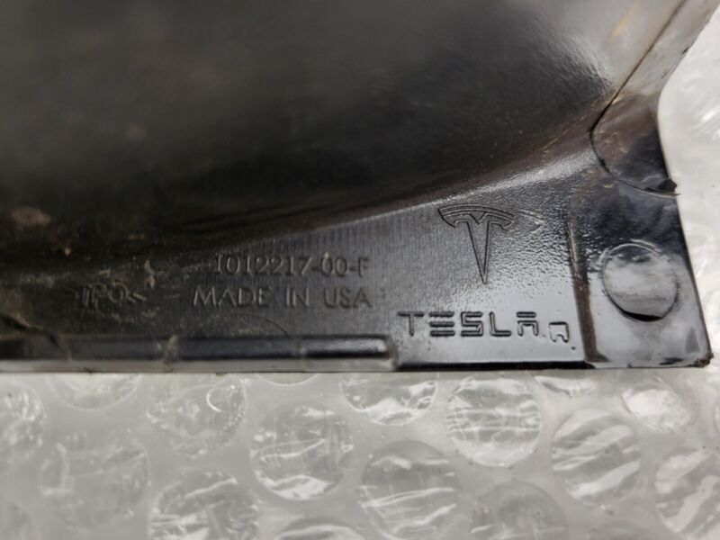 101221700F ⭕ 2012-2023 Model S Passenger Side Skirt Molding Scuff Plate Right 1012217-00-F