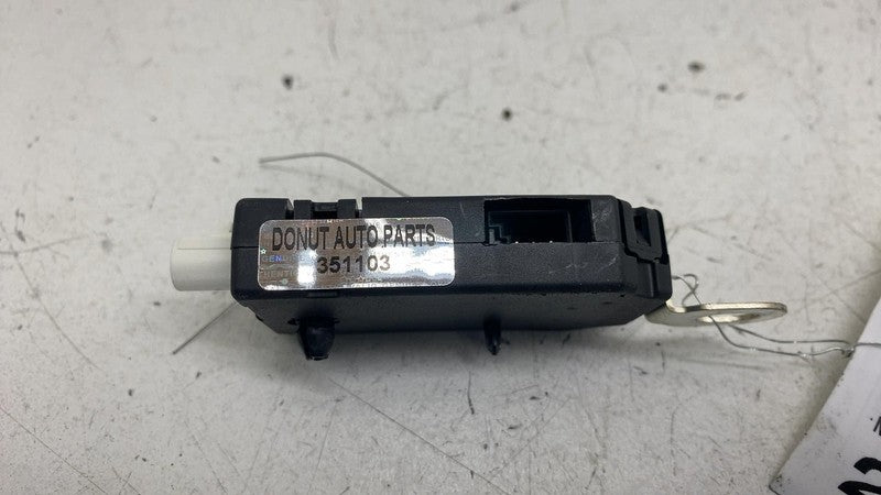 ⭕ 17-23 Tesla Model 3 Infotainment Radio FM Antenna Amplifier AMP 1079