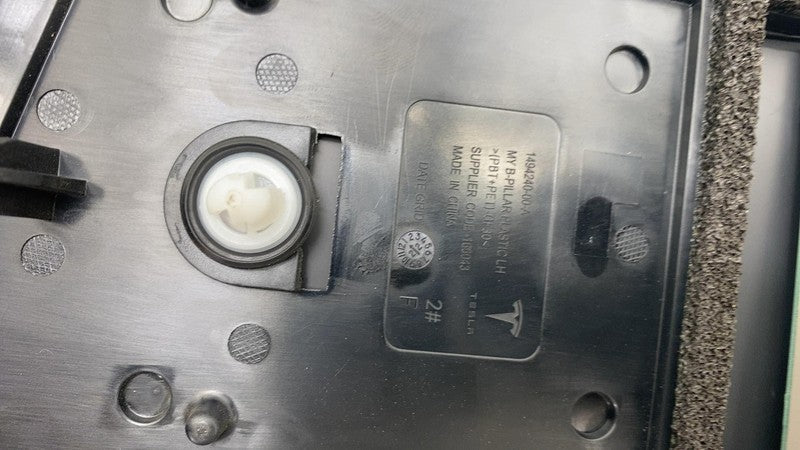 ⭕ 20-23 Model Y Left Exterior B-Pillar Applique Glass Trim LH AP3 1506