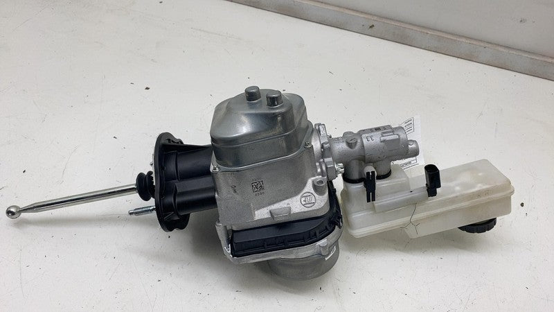 1EB 614 105 BC ⭕2021-2023 Volkswagen ID.4 Brake Booster Master Cylinder & Reservoir 1EB614105BC