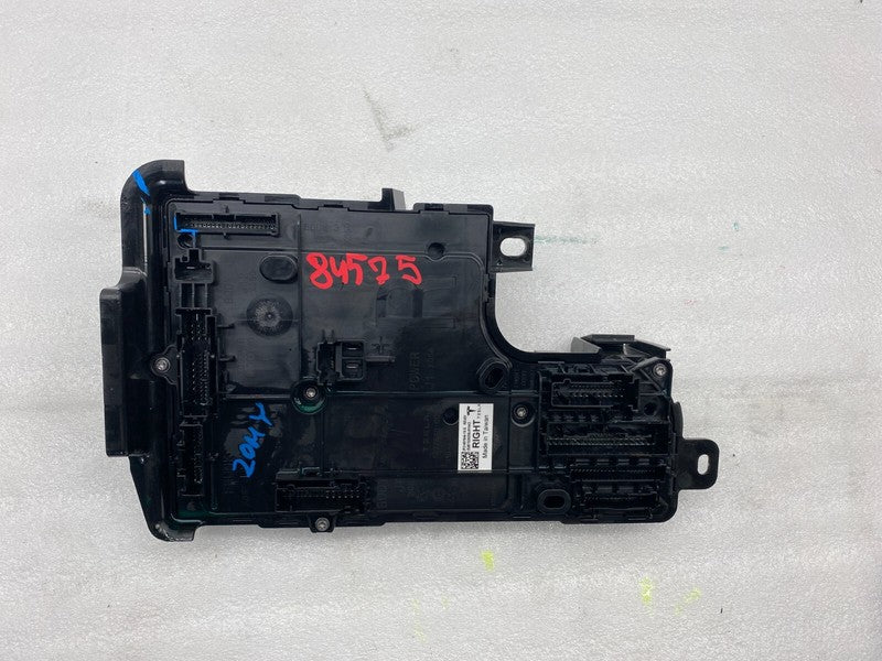 149784900D ⭕20-23 Tesla Model Y Right Low Voltage Controller Electronic Module 1497846-10-E