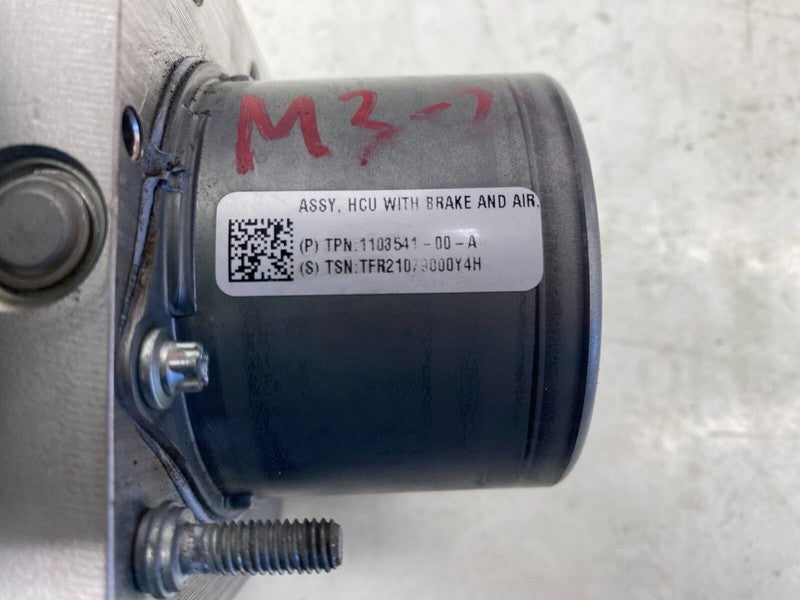 1044745 00 B ⭕ 17-23 Tesla Model 3 Y Anti-Lock Brake System ABS Pump Module Unit 1044745-00-B